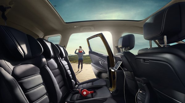 Renault SCENIC - Vue intérieure siège arrière - toit panoramique